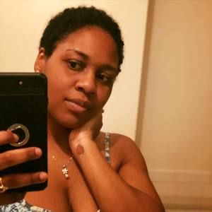 Meet your Posher, Cleo